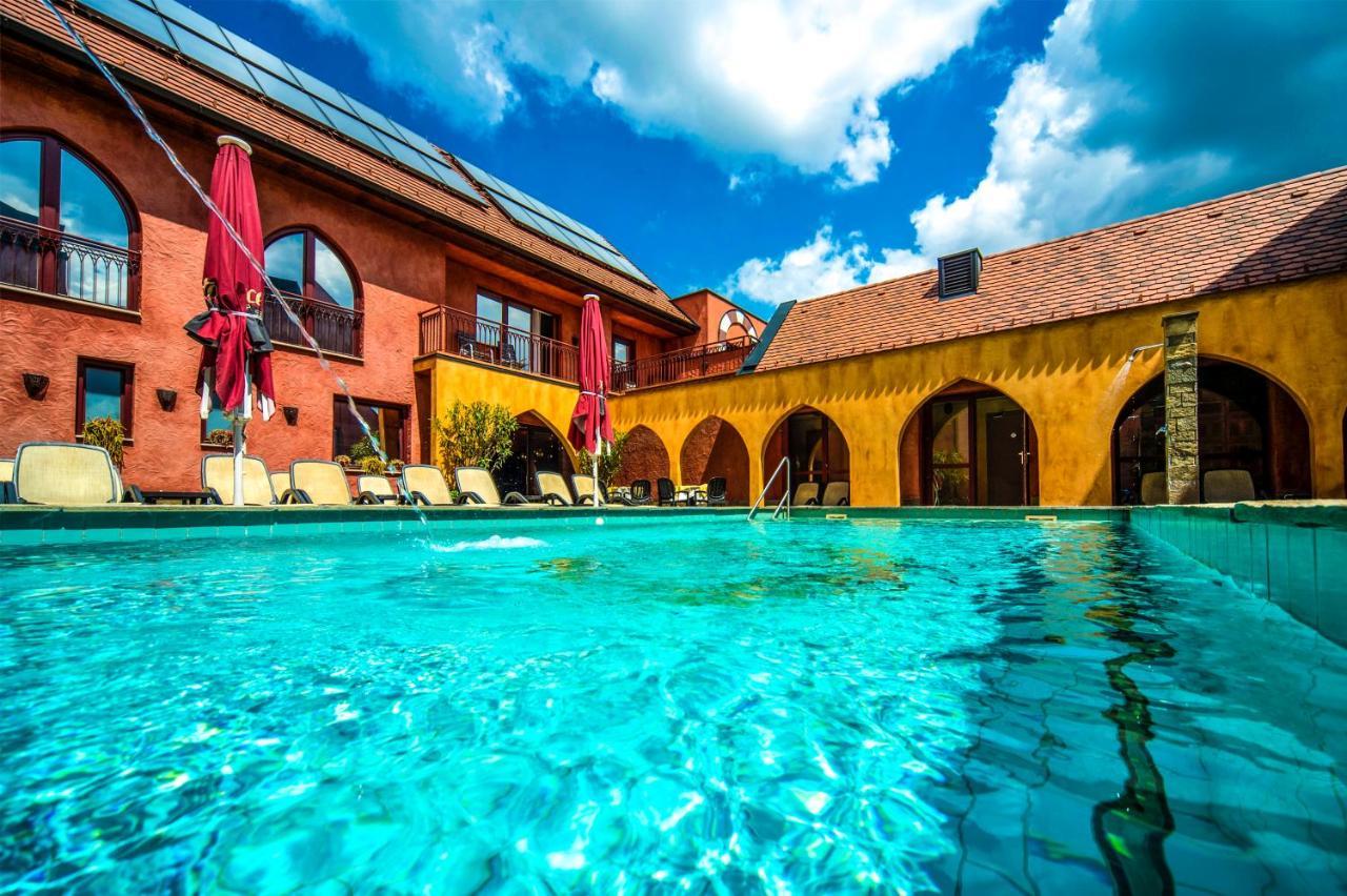 Meses Shiraz Hotel Superior-Adults Only Egerszalók Extérieur photo